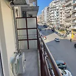 Apartament Charming Downtown *